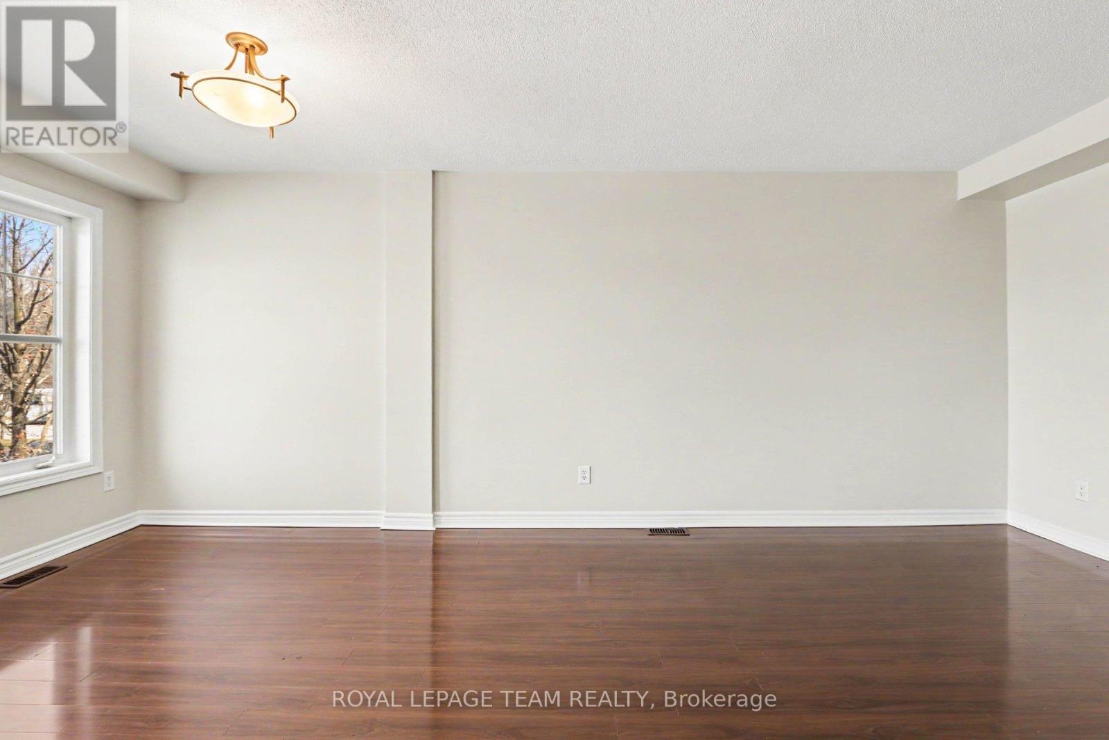 2100 MADRID AVENUE, Ottawa, Ontario, K2J0K4 — Photo 8