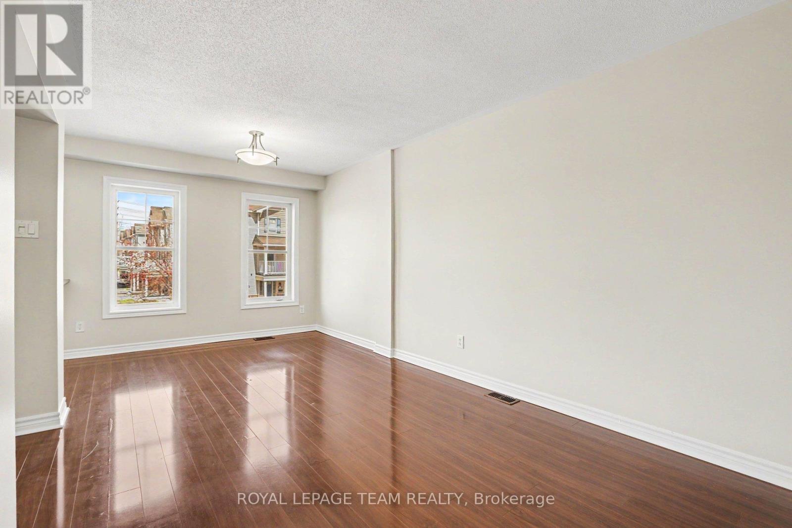 2100 MADRID AVENUE, Ottawa, Ontario, K2J0K4 — Photo 9