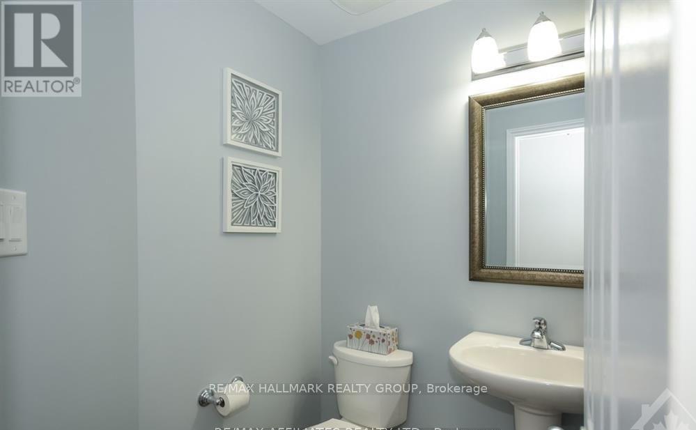 659 PETRICHOR CRESCENT, Ottawa, Ontario, K4A0Y4 — Photo 3