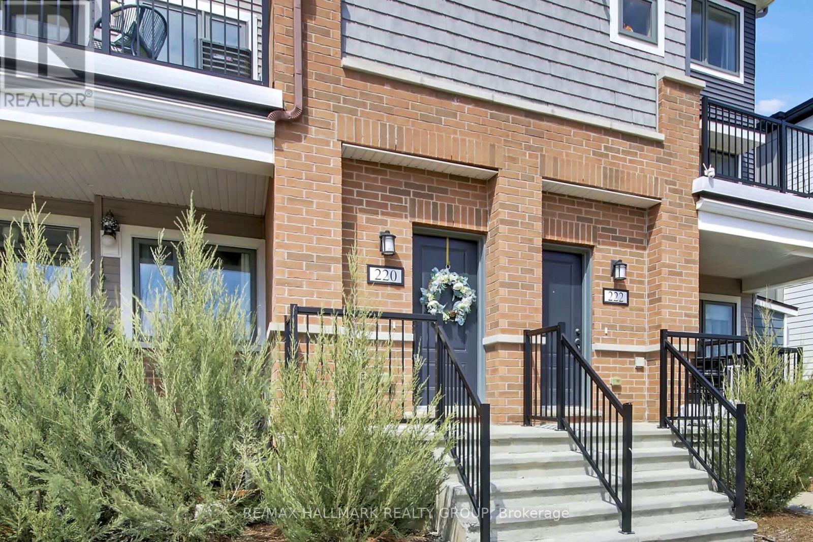 220 PILOT PRIVATE, Ottawa, Ontario, K2V0S4 — Photo 2