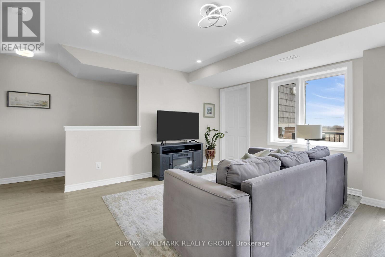 220 PILOT PRIVATE, Ottawa, Ontario, K2V0S4 — Photo 6