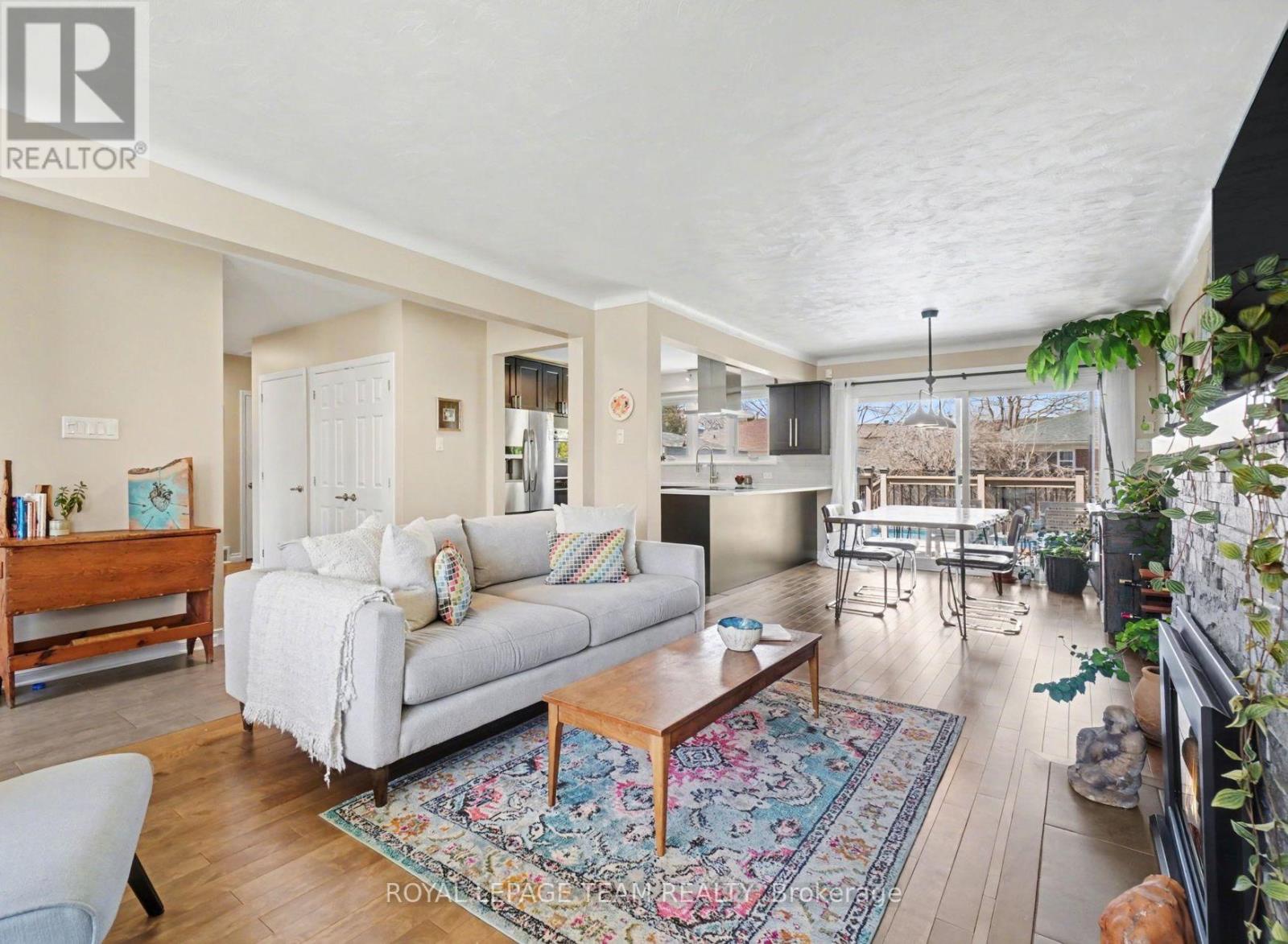 2149 DUBLIN AVENUE, Ottawa, Ontario, K2C0X7 — Photo 3