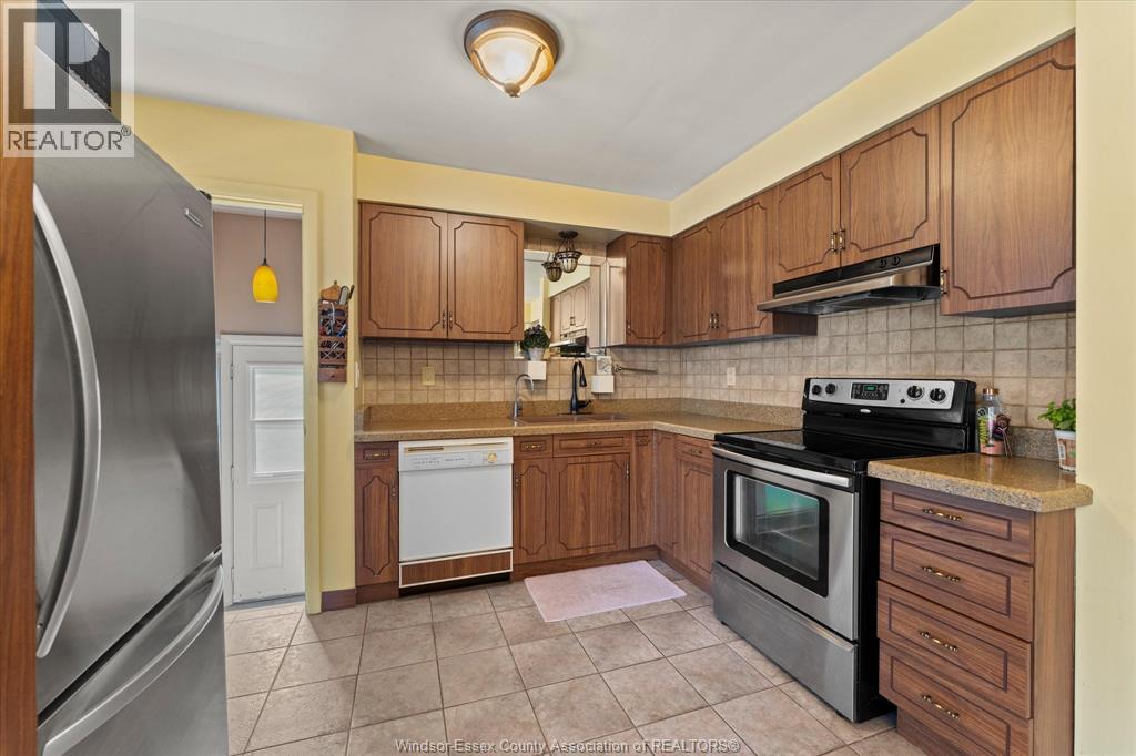 2840 AVONDALE AVENUE, Windsor, Ontario, N9E1X2 — Photo 13