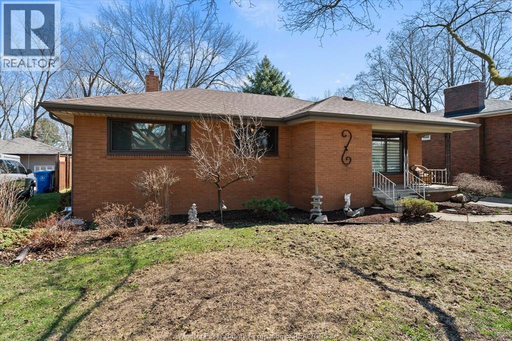 2840 AVONDALE AVENUE, Windsor, Ontario, N9E1X2 — Photo 2