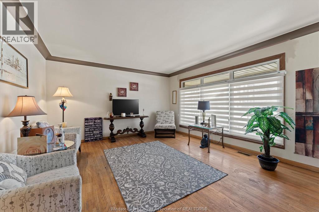2840 AVONDALE AVENUE, Windsor, Ontario, N9E1X2 — Photo 8