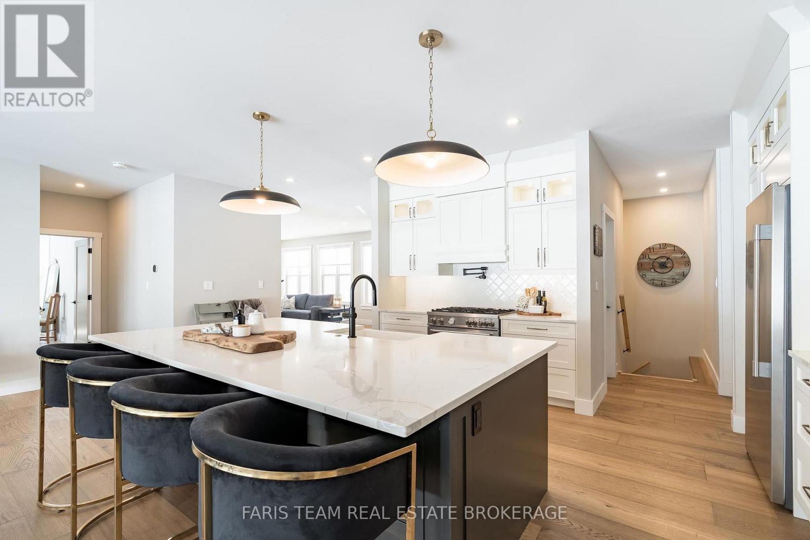 1555 BASELINE ROAD S, Tiny, Ontario, L0L2T0 — Photo 4