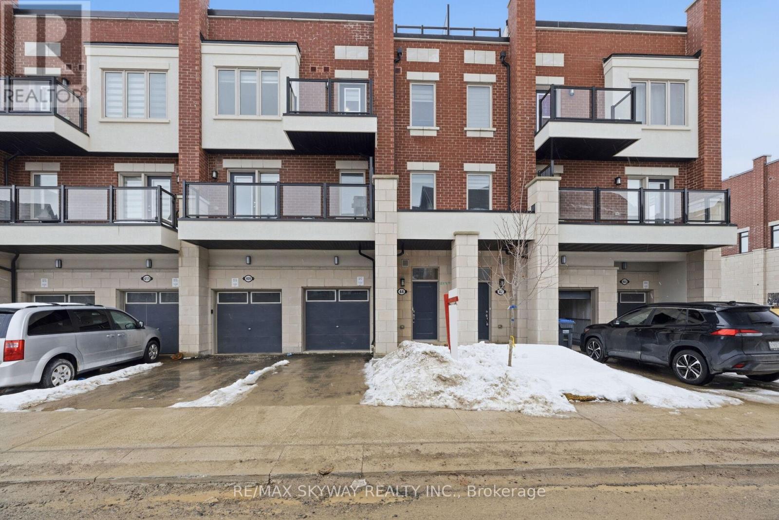 44 SPRINGDALE AVENUE, Caledon, Ontario, L7C4L4 — Photo 2