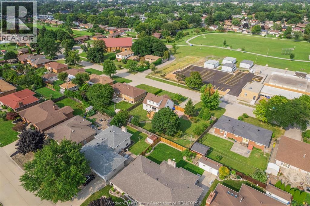 1655 PARTINGTON AVENUE, Windsor, Ontario, N9E2P9 — Photo 34