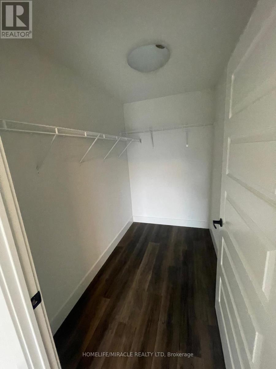 204 - 103 ROGERS STREET, Waterloo, Ontario, N2J1A4 — Photo 6