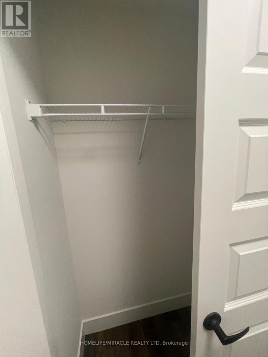 204 - 103 ROGERS STREET, Waterloo, Ontario, N2J1A4 — Photo 7