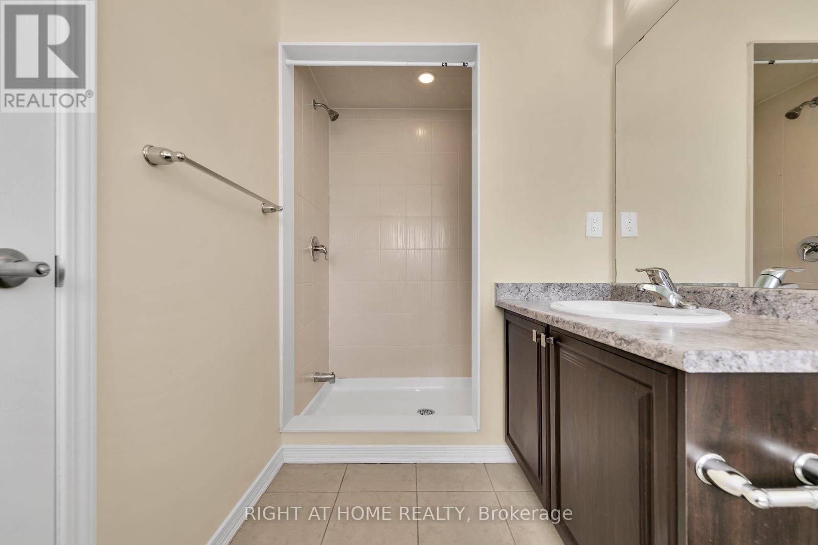 32 MCCARGOW DRIVE, Haldimand, Ontario, N3W0C3 — Photo 36