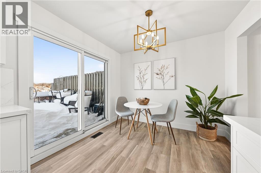 97 MOFFAT Drive, Cambridge, Ontario, N1R6C1 — Photo 11