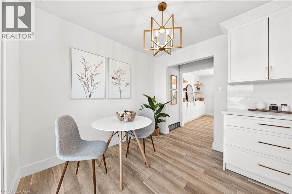 97 MOFFAT Drive, Cambridge, Ontario, N1R6C1 — Photo 13