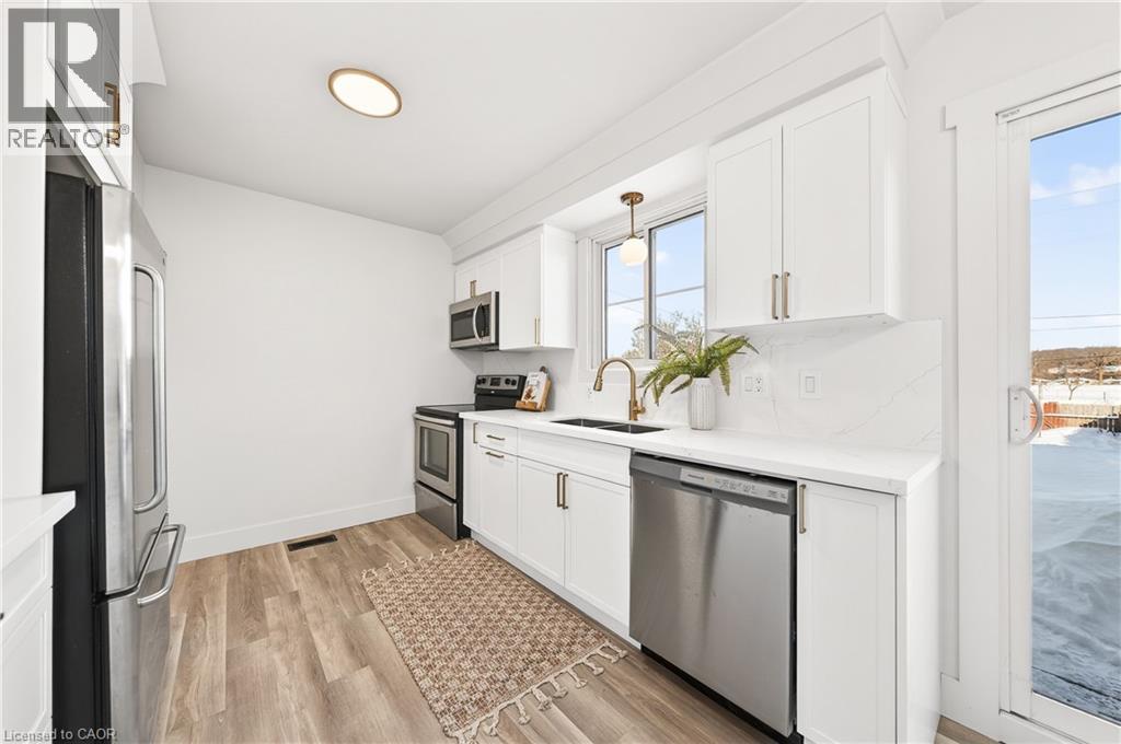 97 MOFFAT Drive, Cambridge, Ontario, N1R6C1 — Photo 15