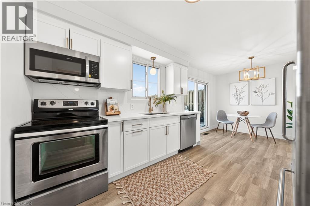 97 MOFFAT Drive, Cambridge, Ontario, N1R6C1 — Photo 16