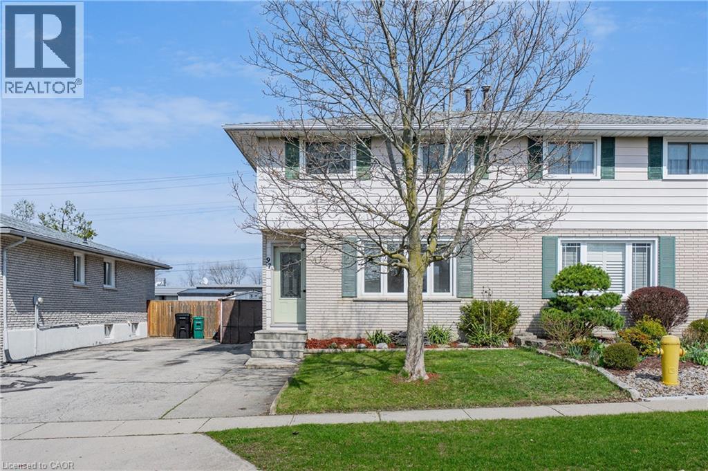 97 MOFFAT Drive, Cambridge, Ontario, N1R6C1 — Photo 3