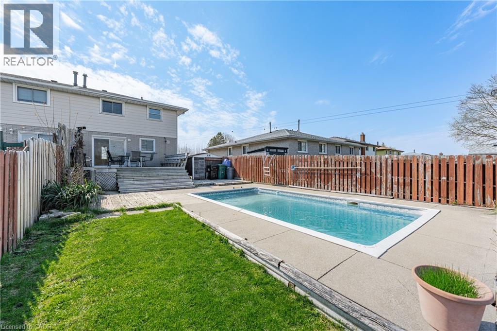 97 MOFFAT Drive, Cambridge, Ontario, N1R6C1 — Photo 37