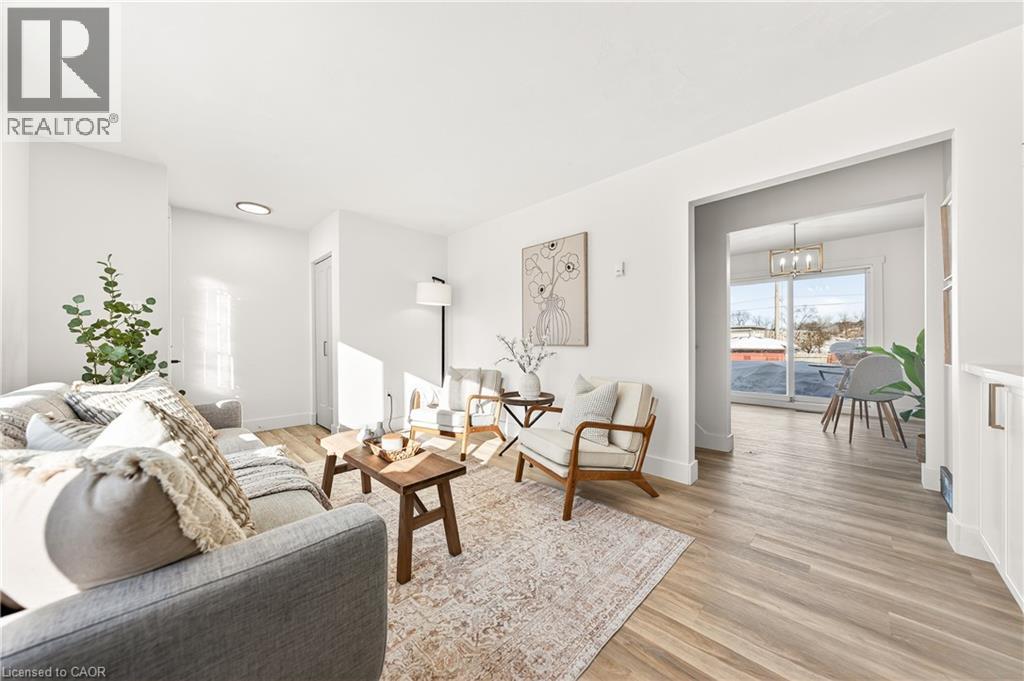 97 MOFFAT Drive, Cambridge, Ontario, N1R6C1 — Photo 9