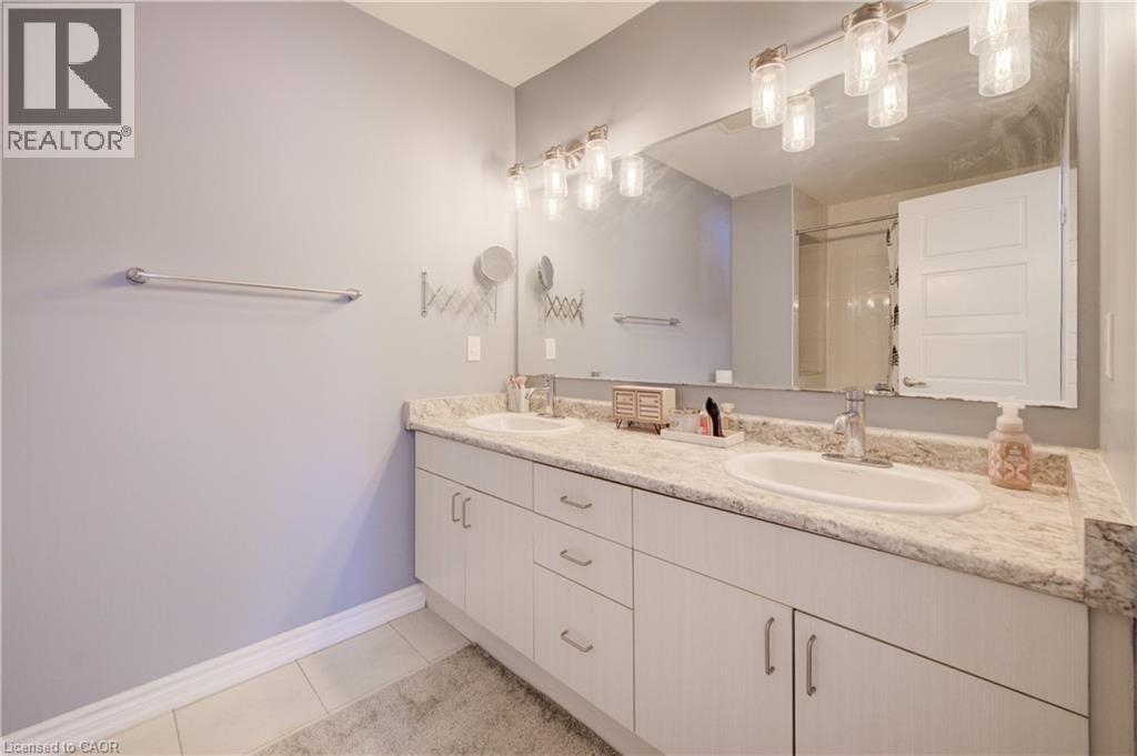 142 DAYLILY Lane, Kitchener, Ontario, N2R0L7 — Photo 29