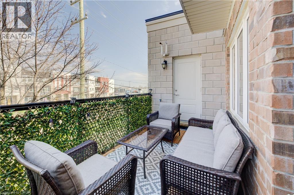 142 DAYLILY Lane, Kitchener, Ontario, N2R0L7 — Photo 4