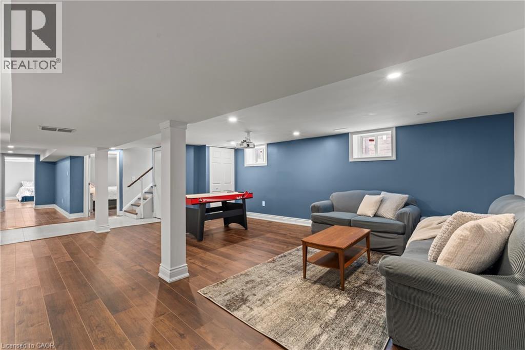 15 MILLEN Avenue, Hamilton, Ontario, L9A2T5 — Photo 34