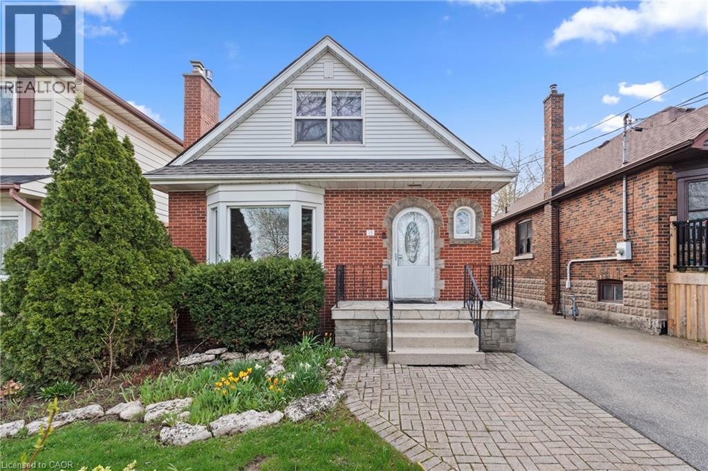 15 MILLEN Avenue, Hamilton, Ontario, L9A2T5 — Photo 4