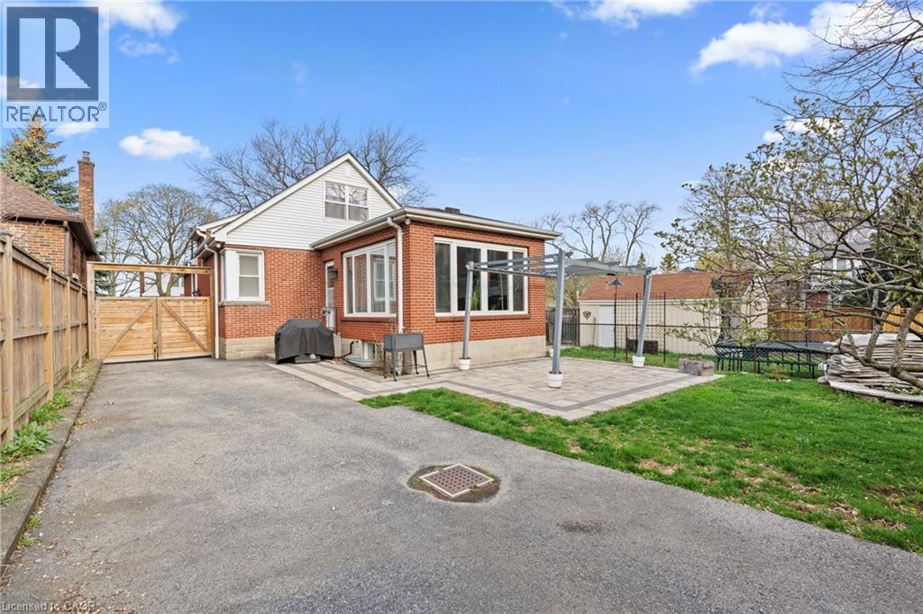 15 MILLEN Avenue, Hamilton, Ontario, L9A2T5 — Photo 42