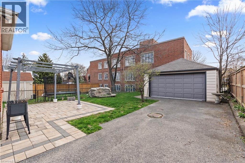 15 MILLEN Avenue, Hamilton, Ontario, L9A2T5 — Photo 45