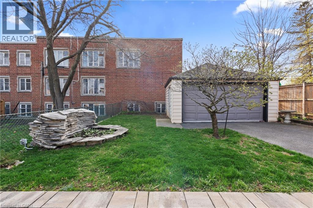 15 MILLEN Avenue, Hamilton, Ontario, L9A2T5 — Photo 46