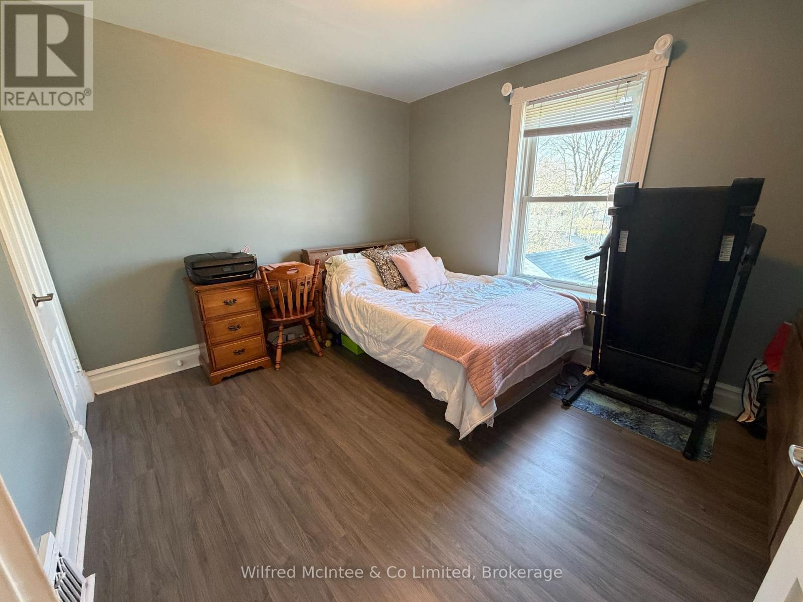 207 JOHN STREET, Brockton, Ontario, N0G2V0 — Photo 16