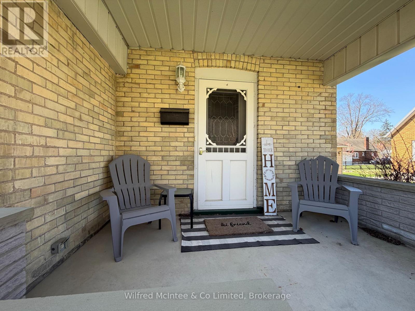 207 JOHN STREET, Brockton, Ontario, N0G2V0 — Photo 3