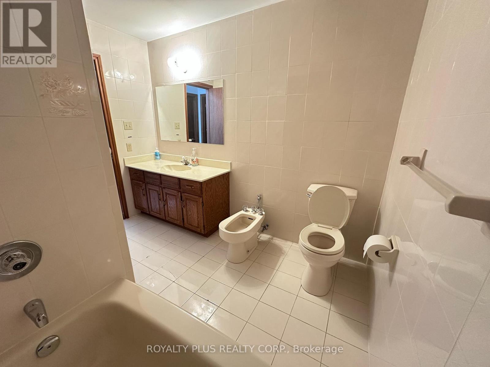 19 RAVINE COURT, Vaughan (East Woodbridge), Ontario, L4L7B9 — Photo 15