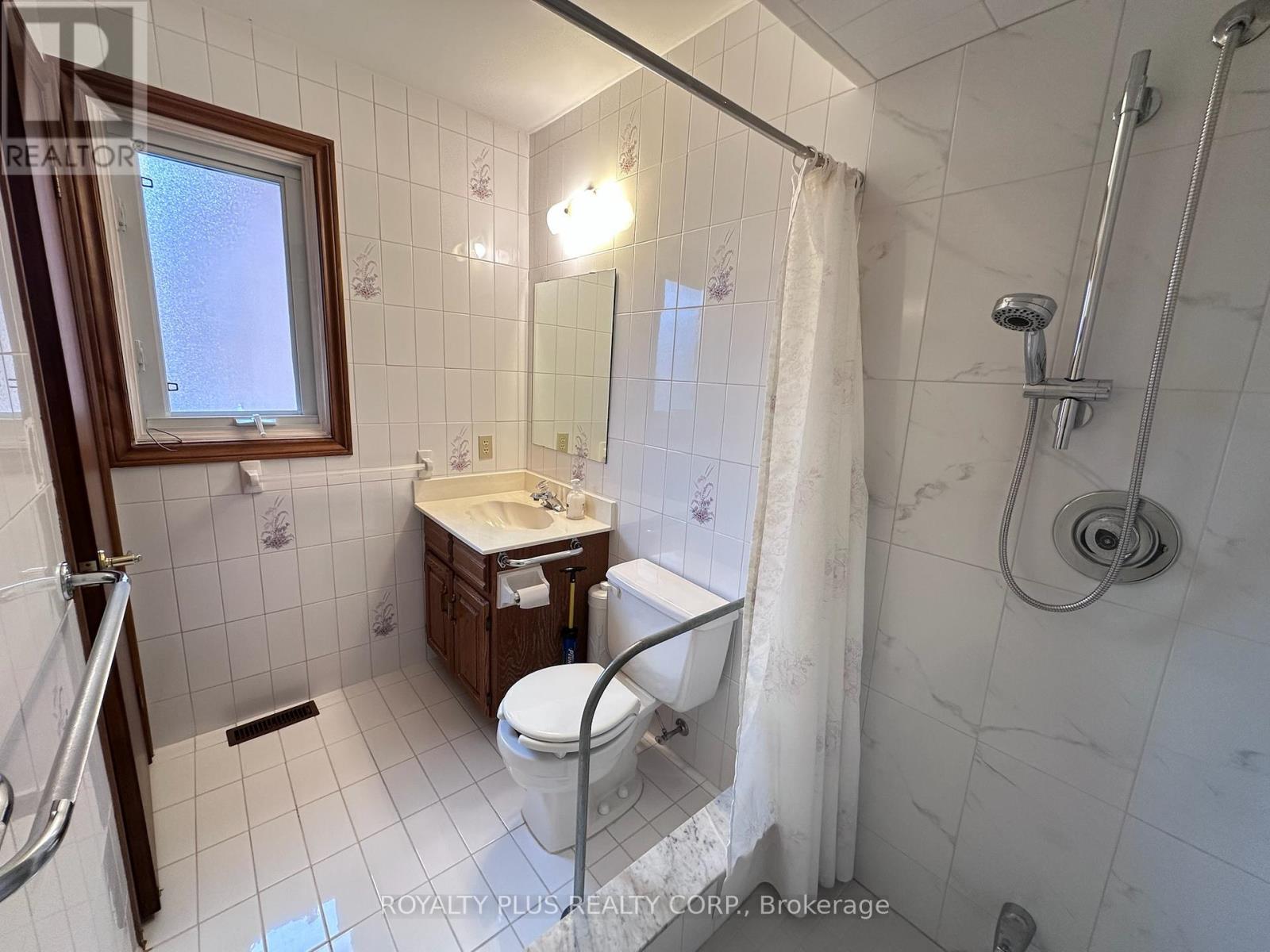 19 RAVINE COURT, Vaughan (East Woodbridge), Ontario, L4L7B9 — Photo 18