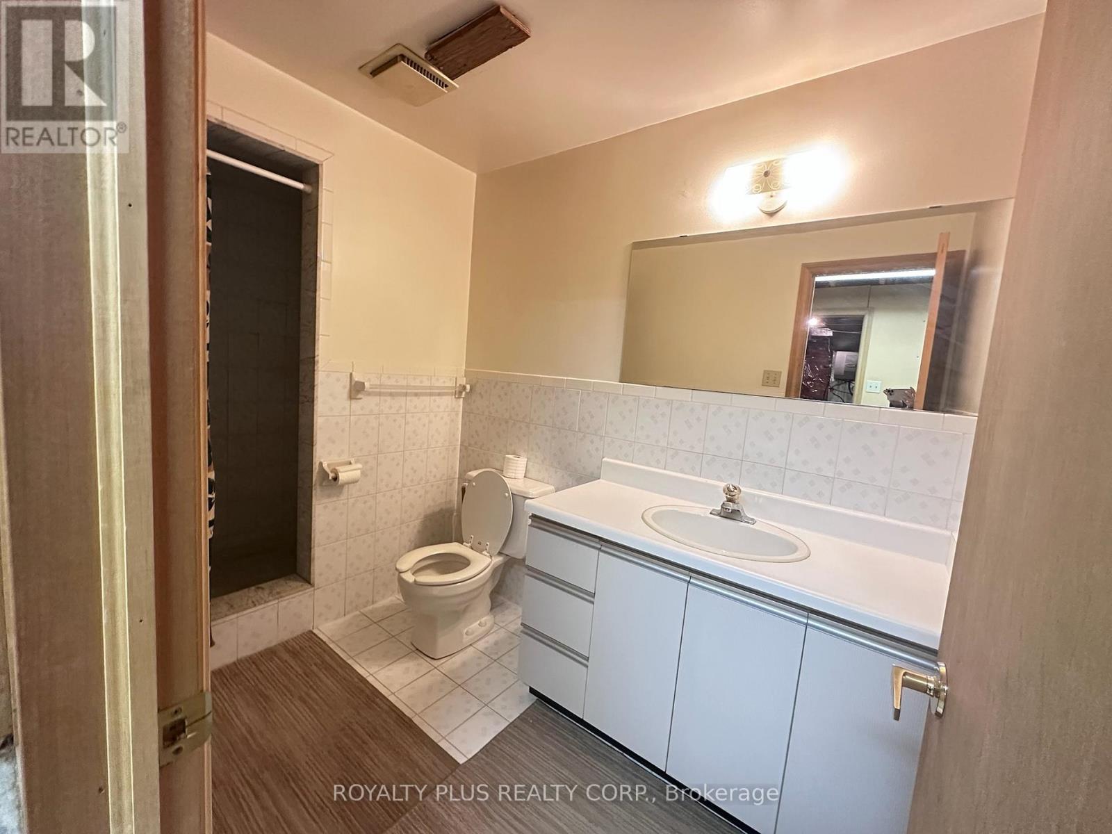 19 RAVINE COURT, Vaughan (East Woodbridge), Ontario, L4L7B9 — Photo 8