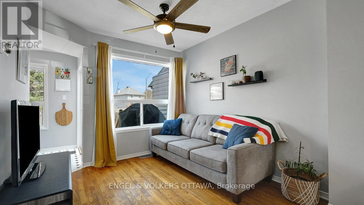 19 MULLCRAFT CRESCENT, Ottawa, Ontario, K2J4P8 — Photo 4