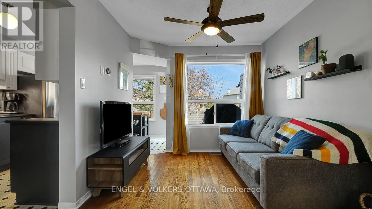 19 MULLCRAFT CRESCENT, Ottawa, Ontario, K2J4P8 — Photo 5