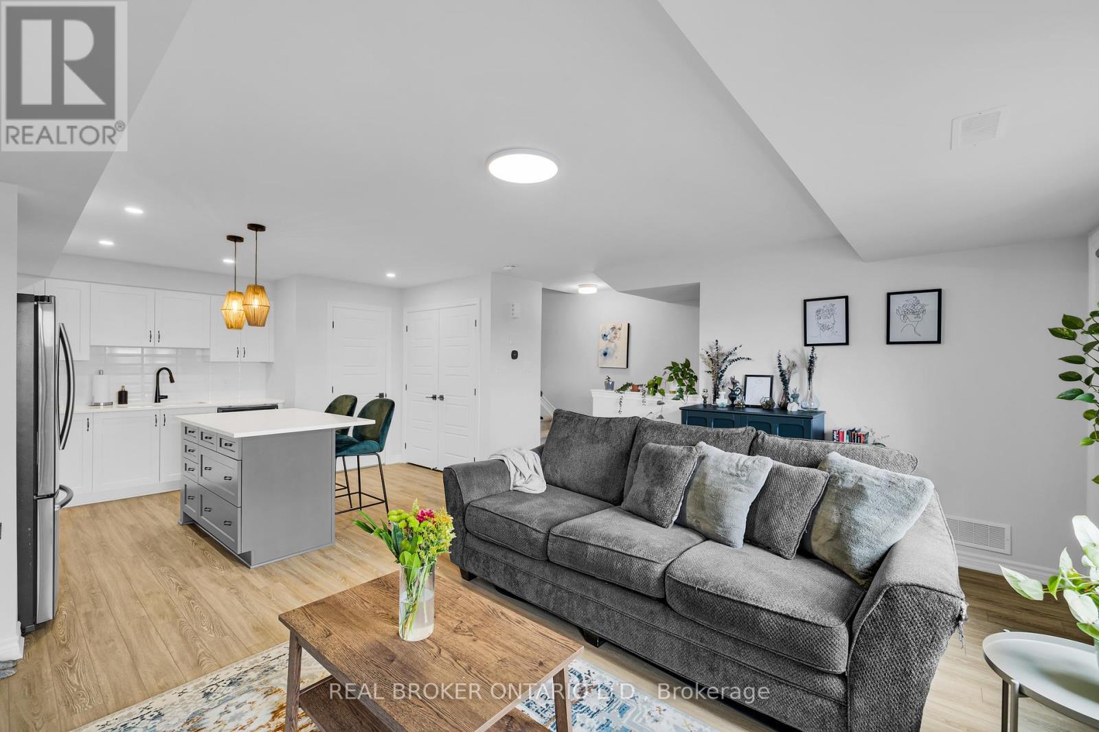 405 PILOT PRIVATE, Ottawa, Ontario, K2V0S3 — Photo 4