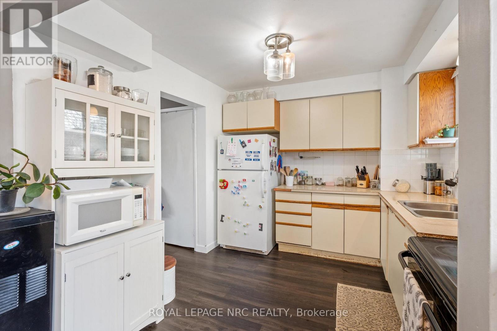 18 LAFAYETTE DRIVE, St. Catharines (Lakeport), Ontario, L2N6C2 — Photo 10