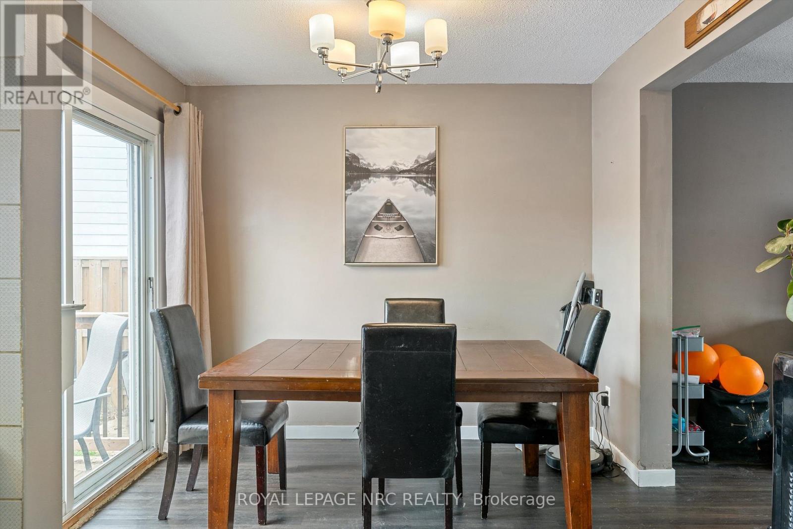 18 LAFAYETTE DRIVE, St. Catharines (Lakeport), Ontario, L2N6C2 — Photo 8