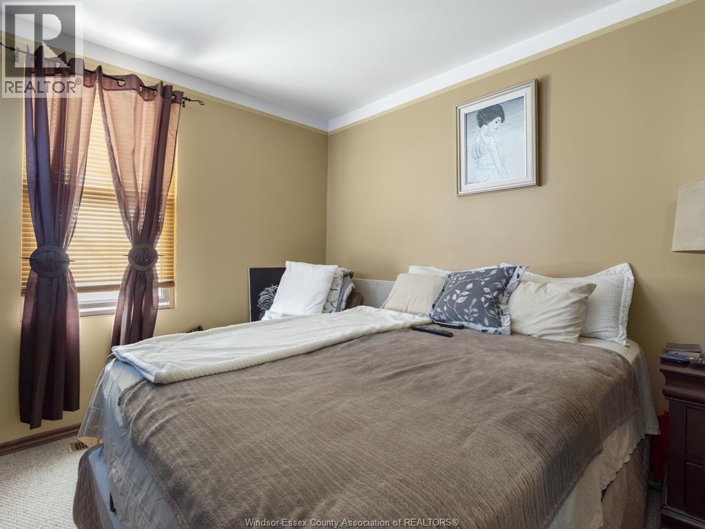 401 PARENT, Windsor, Ontario, N9A2B9 — Photo 21