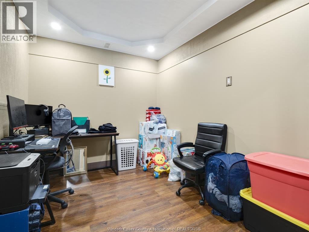 401 PARENT, Windsor, Ontario, N9A2B9 — Photo 45