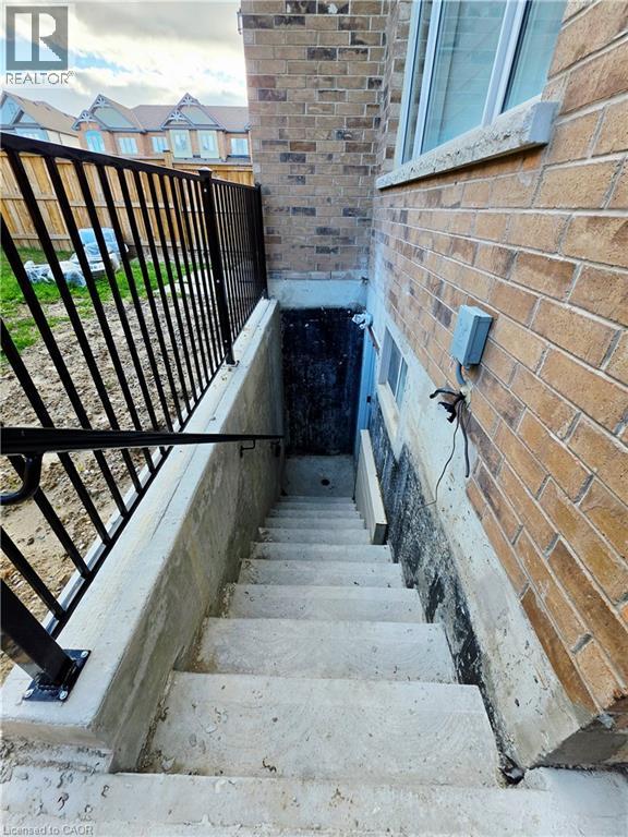 55 WILLIAM DUNLOP Street Unit# #Lower, Kitchener, Ontario, N2R0N8 — Photo 9
