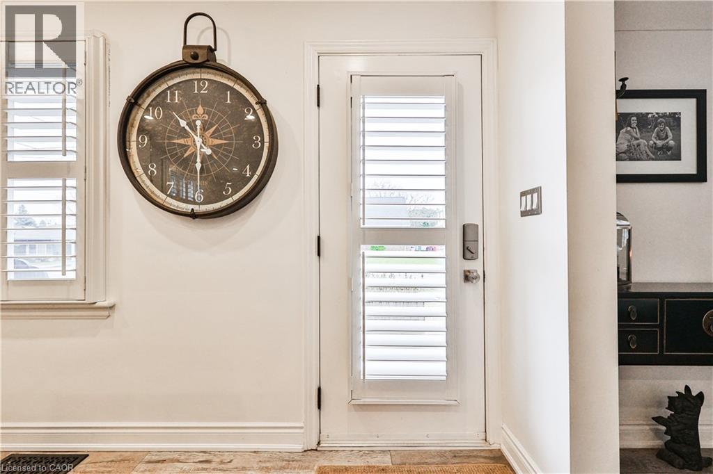 60 GALBRAITH Drive, Stoney Creek, Ontario, L8G1Z9 — Photo 2