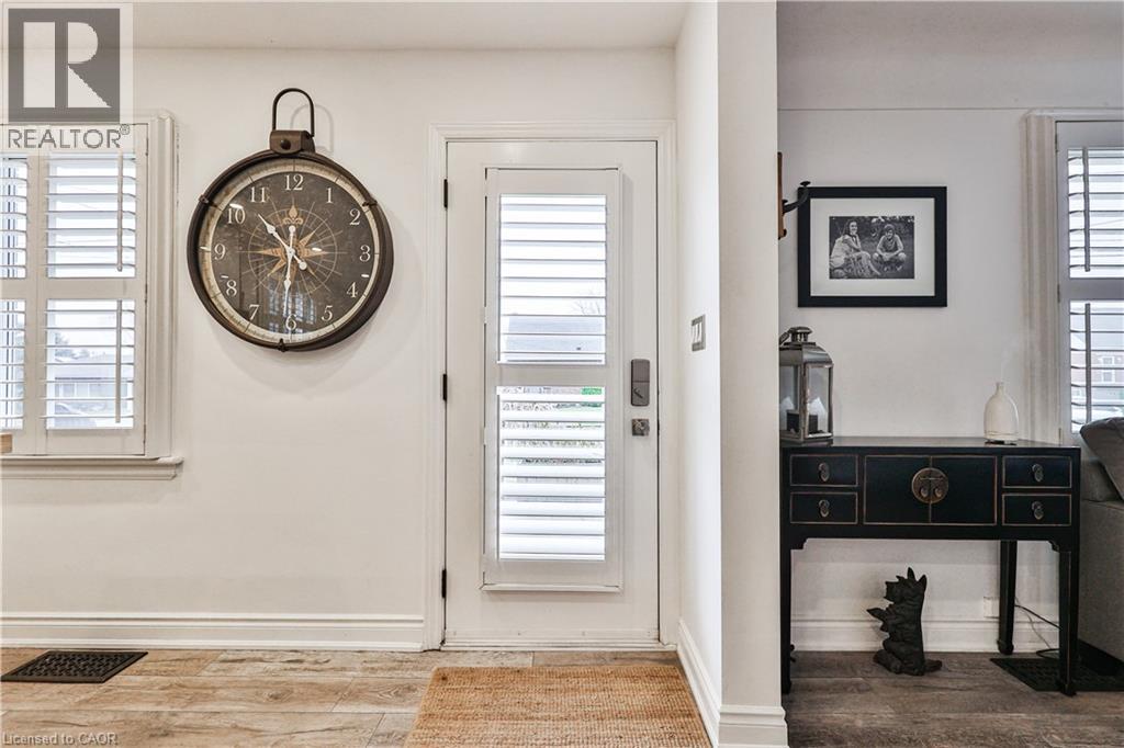 60 GALBRAITH Drive, Stoney Creek, Ontario, L8G1Z9 — Photo 3