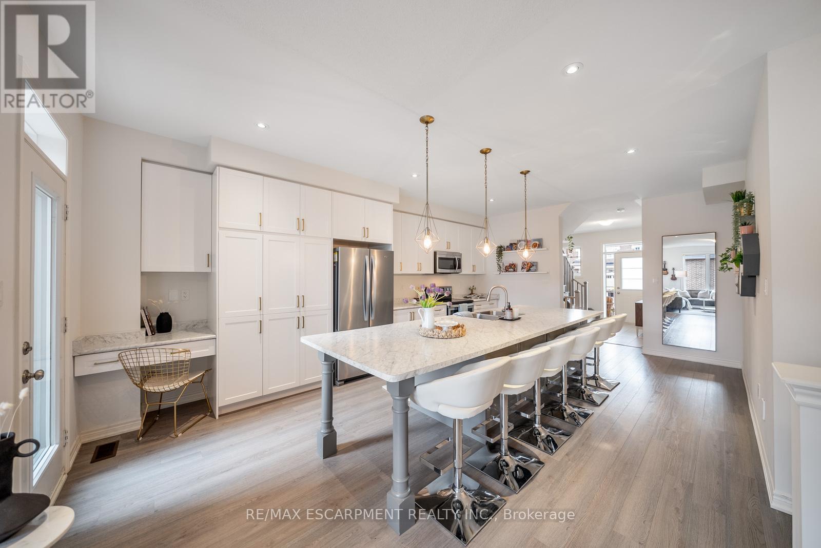223 SKINNER ROAD, Hamilton (Waterdown), Ontario, L8B1X2 — Photo 11