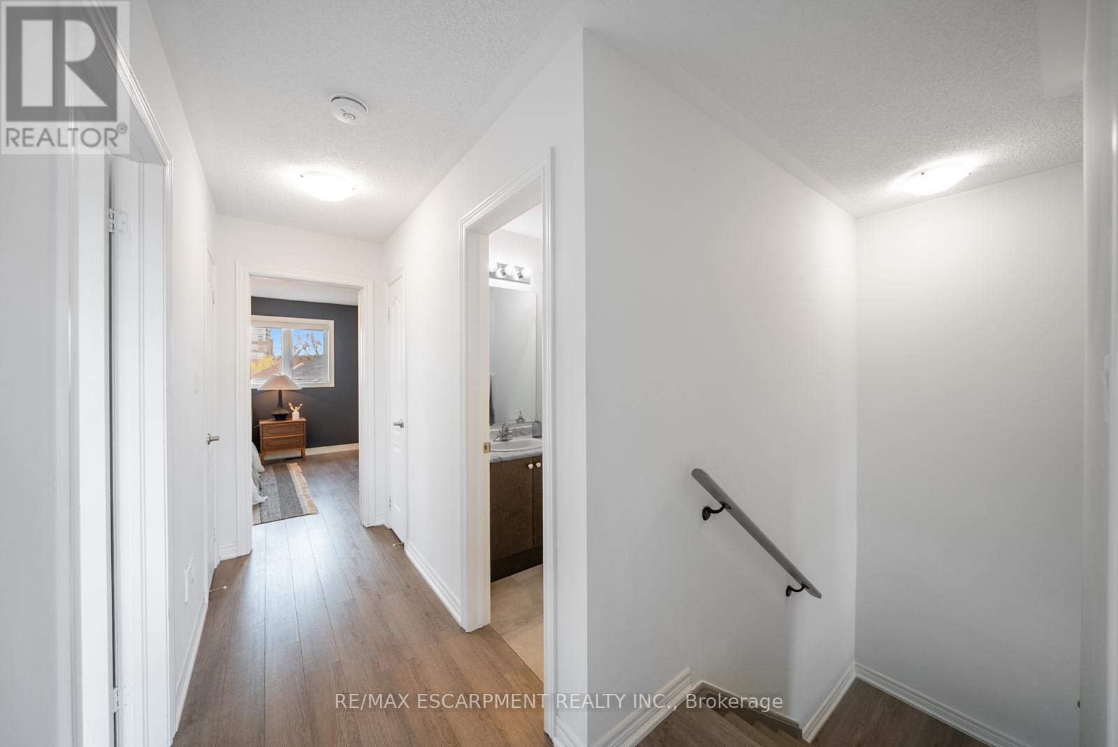 223 SKINNER ROAD, Hamilton (Waterdown), Ontario, L8B1X2 — Photo 22