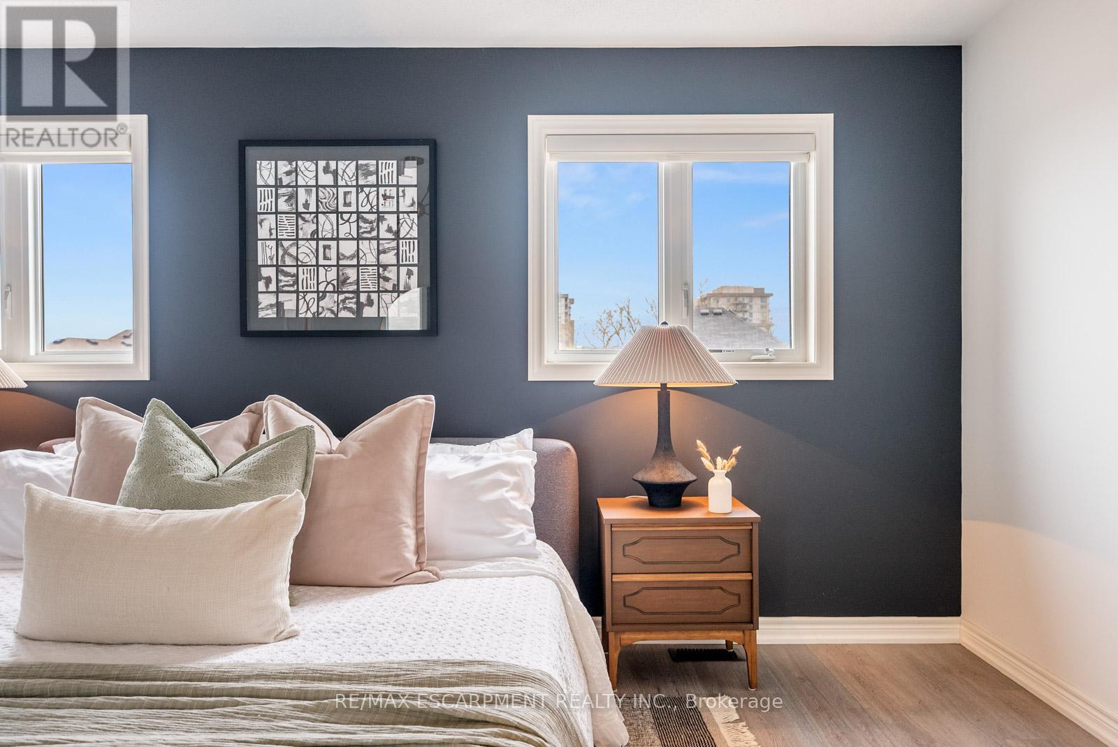 223 SKINNER ROAD, Hamilton (Waterdown), Ontario, L8B1X2 — Photo 25