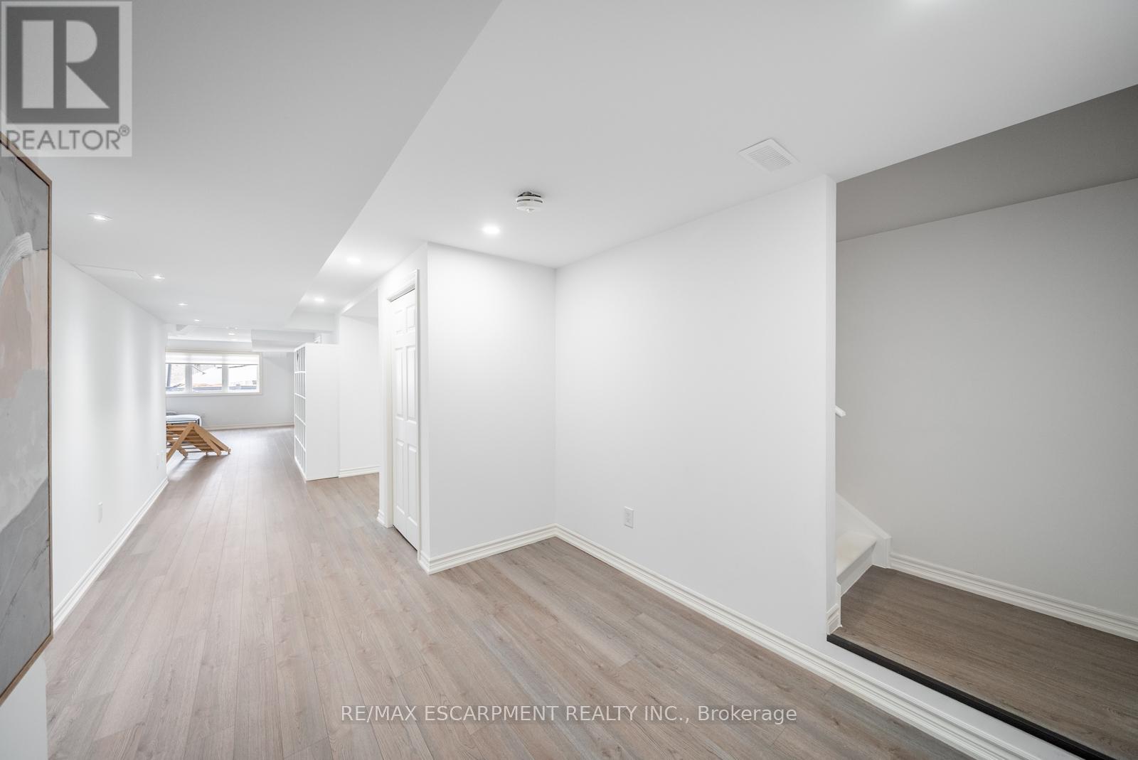 223 SKINNER ROAD, Hamilton (Waterdown), Ontario, L8B1X2 — Photo 35