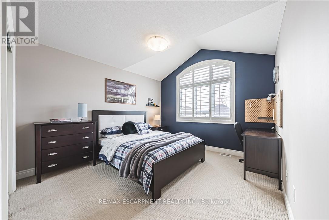 35 GRETI DRIVE, Hamilton, Ontario, L9B0C9 — Photo 19