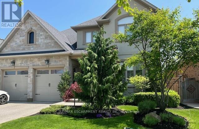 35 GRETI DRIVE, Hamilton, Ontario, L9B0C9 — Photo 2